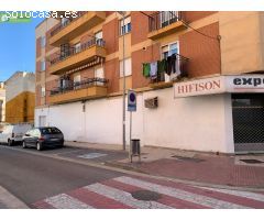 LOCAL EN VENTA A PIE DE CALLE 246 M2