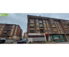 VIVIENDA DE 3 DORMITORIOS Y DOS BAÑO CON TRASTERO Y GARAJE INCLUIDO. EN PLAZA SAN ESTEBAN DE ARANDA