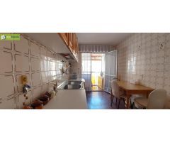 VIVIENDA DE 3 DORMITORIOS Y DOS BAÑO CON TRASTERO Y GARAJE INCLUIDO. EN PLAZA SAN ESTEBAN DE ARANDA
