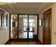 PISO EN VENTA PLAZA SAN ESTEBAN Y GARAJE