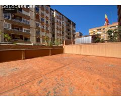 Magnífica vivienda con TERRAZA de 300m2, y PLAZA DE GARAJE incluida en Campanar