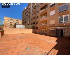 Magnífica vivienda con TERRAZA de 300m2, y PLAZA DE GARAJE incluida en Campanar