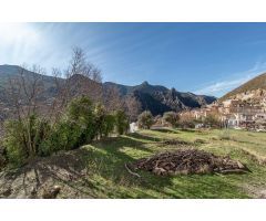 Magnífico terreno urbano en Güejar Sierra con estupendas vistas a la sierra.