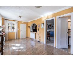 Chalet en Pinos Genil