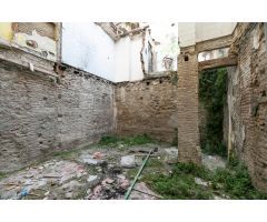 Edificio en Reyes católicos