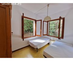 Casa en venta a 5 minutos de la playa y con piscina comunitaria en Lloret de Mar