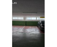 Plaza de parking vigilado con fácil maniobra!