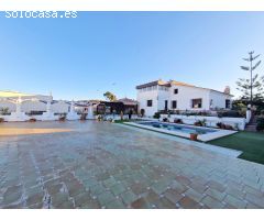 ? VIVE EL LUJO EN UNA VILLA ÚNICA EN PUERTO DE LA TORRE, MÁLAGA ?