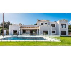 BEAUTIFUL AND EXCELENTLY DECORATED VILLA IN THE C ZONE OF SOTOGRANDE ALTO