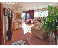 PISO CON TERRAZA Y VISTAS AL MAR