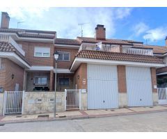 Chalet adosado en venta en Iscar (Valladolid). Ref.2028