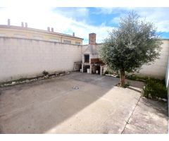 Chalet adosado en venta en Iscar (Valladolid). Ref.2028