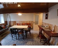 Casa en venta en Adrados (Segovia). Para Reformar. Ref.2023