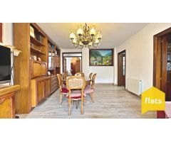 Duplex en Venta en Santa Coloma de Gramanet, Barcelona