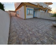 PRECIOSOS BUNGALOW CON PISCINA CERCA DEL MAR