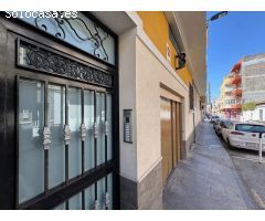 PISO DE TRES HABITACIONES Y DOS BAÑOS CENTRO DE TORREVIEJA