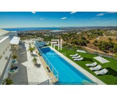 Villa de Lujo en Estepona: Exclusividad con Vistas Panorámicas y Máximo Confort