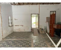 ???? ¡Oportunidad única en Plaza Columnas! Planta baja en venta ??????