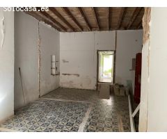 ???? ¡Oportunidad única en Plaza Columnas! Planta baja en venta ??????