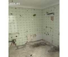 ???? ¡Oportunidad única en Plaza Columnas! Planta baja en venta ??????