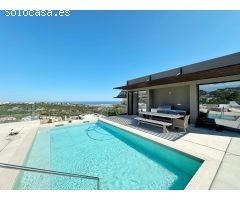 Magnífica Villa Moderna de 7 Dormitorios con Impresionantes Vistas al Mar en Los Arqueros, Benahavís