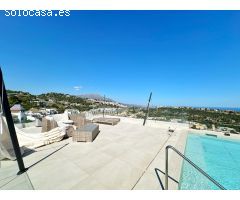 Magnífica Villa Moderna de 7 Dormitorios con Impresionantes Vistas al Mar en Los Arqueros, Benahavís