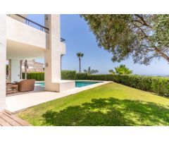 VILLA DE 4 DORMITORIOS CON LAS MEJORES VISTAS EN LOS ARQUEROS