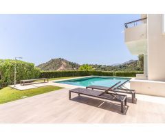 VILLA DE 4 DORMITORIOS CON LAS MEJORES VISTAS EN LOS ARQUEROS