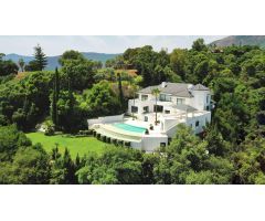 VILLA DE LUJO EN LA ZAGALETA