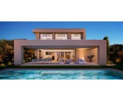 LUMINOSA VILLA EN BENAHAVIS