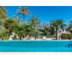 ESTUPENDA VILLA CLASICA EN MARBELLA