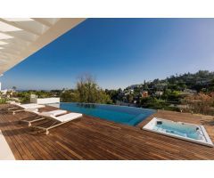 MODERNA VILLA A ESTRENAR LA QUINTA - BENAHAVIS