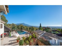 EXCEPCIONAL VILLA DE LUJO EN HERROJO ALTO - BENAHAVIS