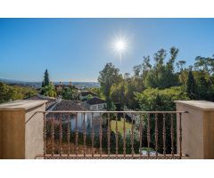EXCEPCIONAL VILLA DE LUJO EN HERROJO ALTO - BENAHAVIS
