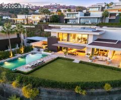 Impresionante villa con vistas panorámicas - EL HERROJO