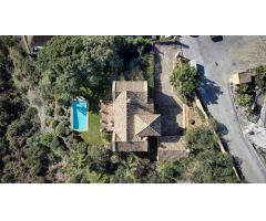 VILLA DE LUJO CON ESTILO ANDALUZ EN BENAHAVIS