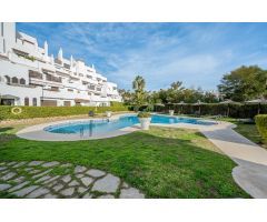 Maravilloso piso en Estepona- con piscina