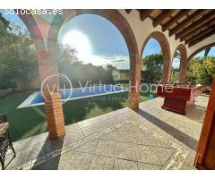 Espectacular casa en Mas Mora con piscina y ascensor
