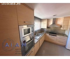 Chalet adosado en el mismo centro
