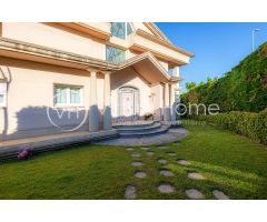 Exclusiva residencia con encanto, jardín privado y una ubicación inmejorable