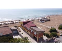 VENTA CASA INDEPENDIENTE PRIMERA LÍNEA PLAYA EN GUARDAMAR DEL SEGURA, 7 DORM. 3 BAÑOS