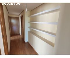 VENTA PISO EN ZONA PRIVILEGIADA EN TORREVIEJA 3 HAB 2 BAÑOS VISTAS AL PUERTO 140 M2 CON GARAJE INCL