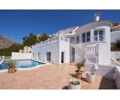 ESPECTACULAR VILLA EN ALTEA HILLS. 4D.5B.2SALONES.295M2