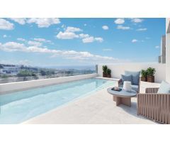 Espectacular adosada con vistas al mar y campos de golf en Cabo Pino, Marbella