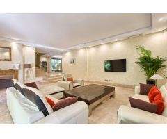 Hermosa villa en Milla de Oro, Marbella.