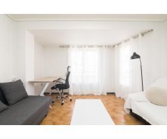 Habitación grande de alquiler en Elche zona Poeta Miguel Hernández