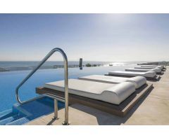 APARTAMENTO DE LUJO EN URBANIZACION COMPLETA EN ARENALES DEL SOL