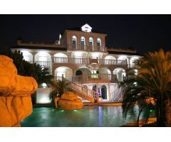 ¡¡Exclusiva mansion en Vista Hermosa!!