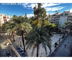 PISO EN PLENO CENTRO DE LA CIUDAD, EN LA GLORIETA