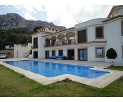 Finca de lujo en Benimantell, Alicante.